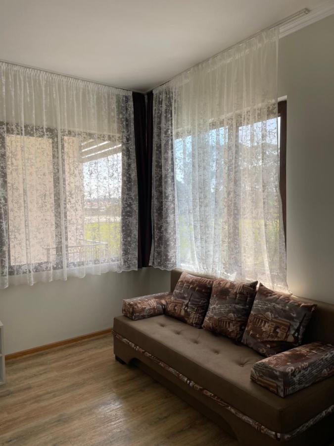 Apartment Comfort In يوريكي المظهر الخارجي الصورة