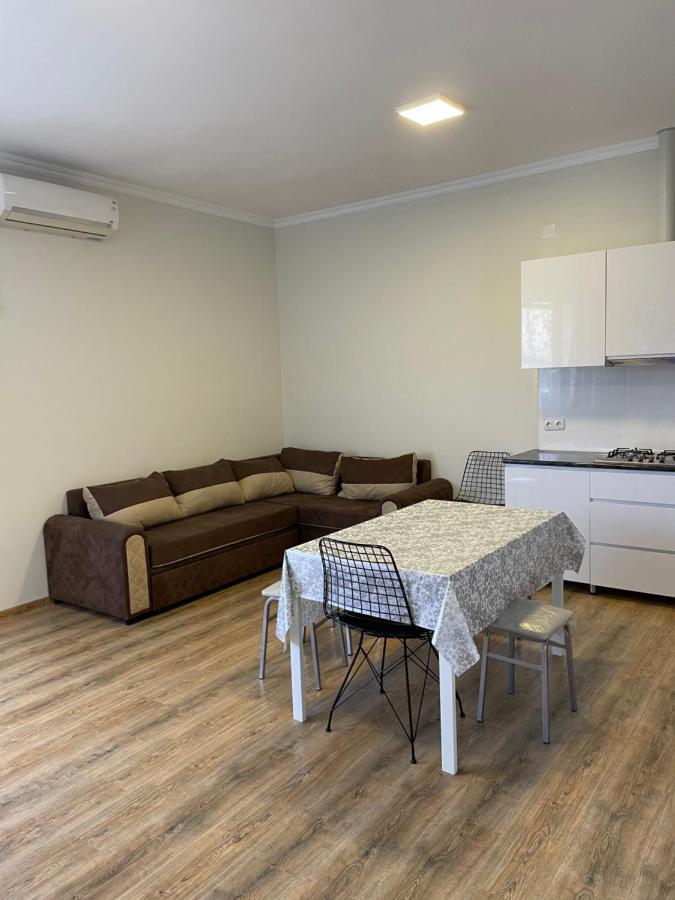 Apartment Comfort In يوريكي المظهر الخارجي الصورة